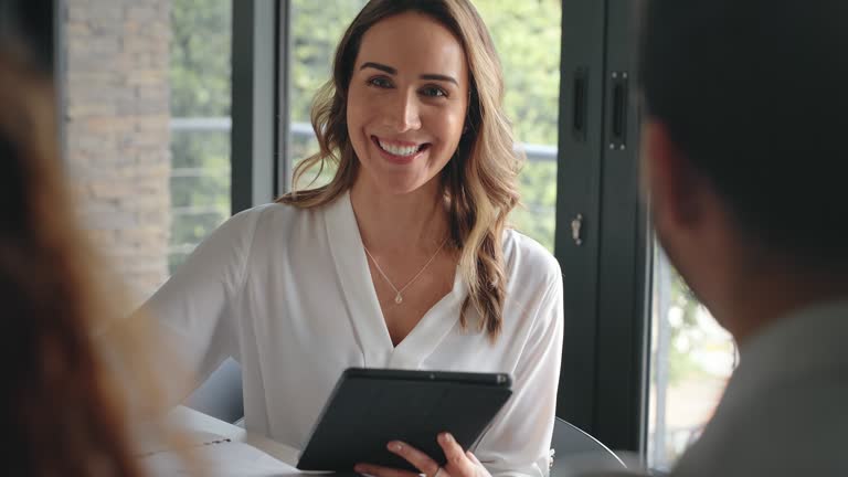 Clientes satisfechos tras recibir mantenimiento informático a domicilio en Barcelona